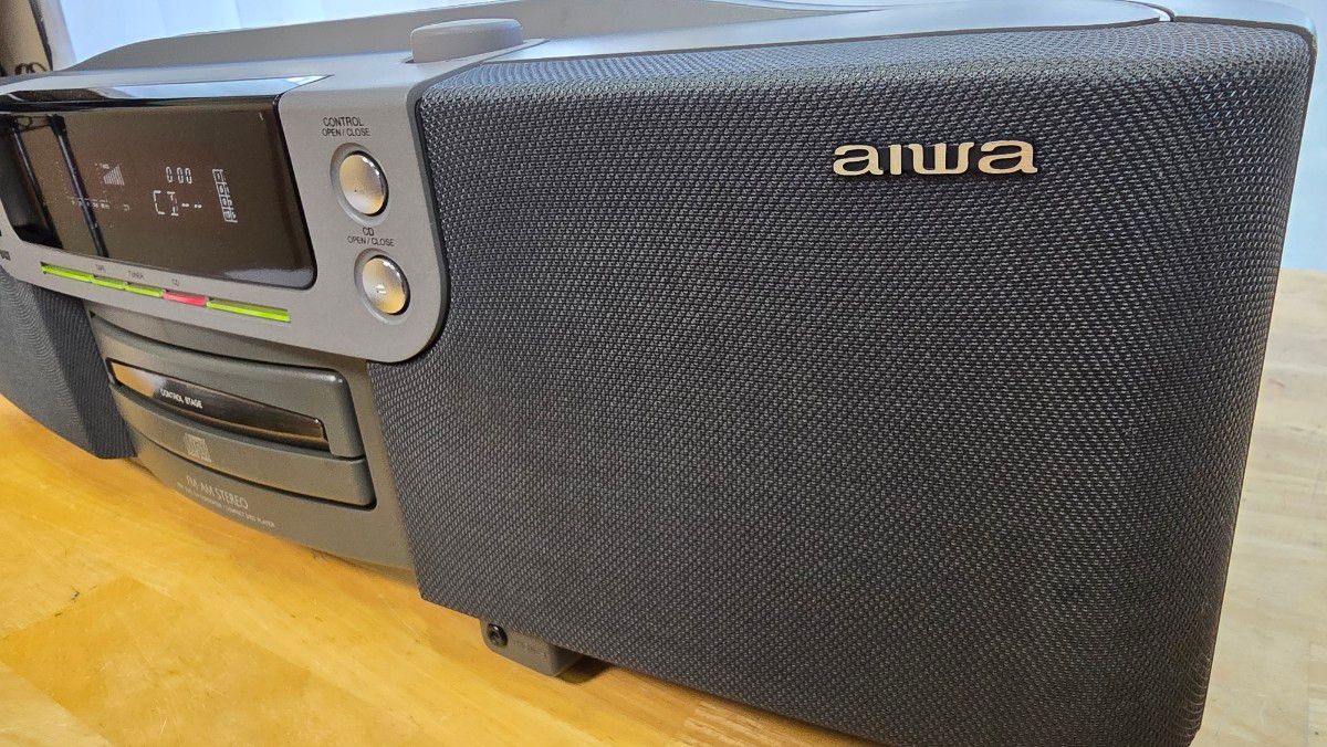 極上】AIWA CSD-SR700改 Bluetooth搭載CDラジカセ完動品《No 125