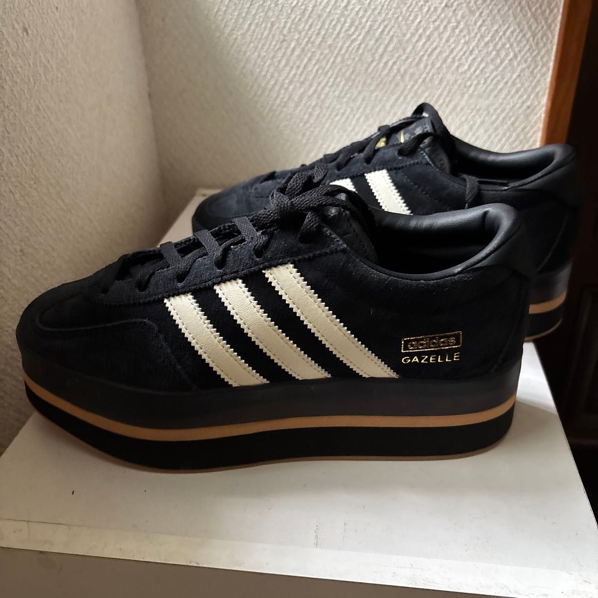 adidasGAZELLSTACKW アディダスガゼル スタックW 23 5cm厚底スニーカー
