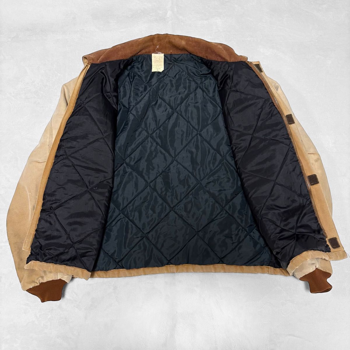 星タグ USA製 Carhartt カーハート トラディショナルジャケット