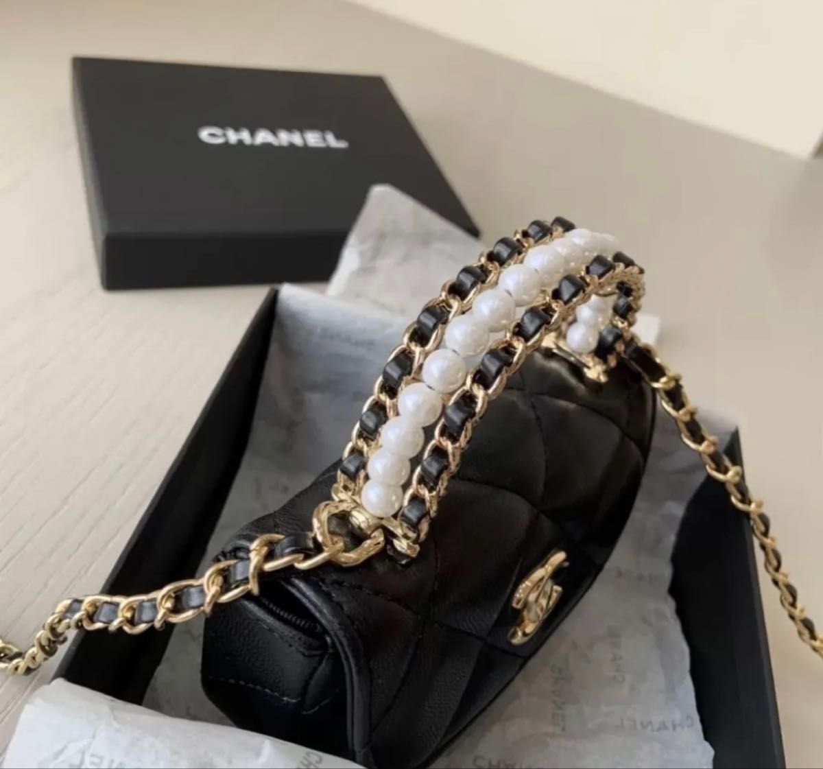 CHANEL ノベルティ ミニショルダーバッグ ゴールドチェーン 箱無し