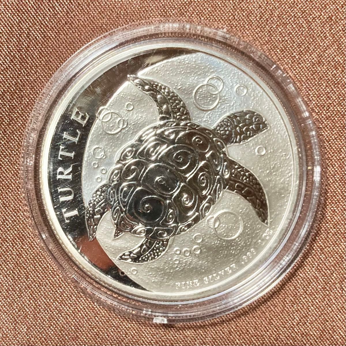 2022 ニウエ「タク タイマイ・カメ」純銀 1オンス 銀貨 コインケース
