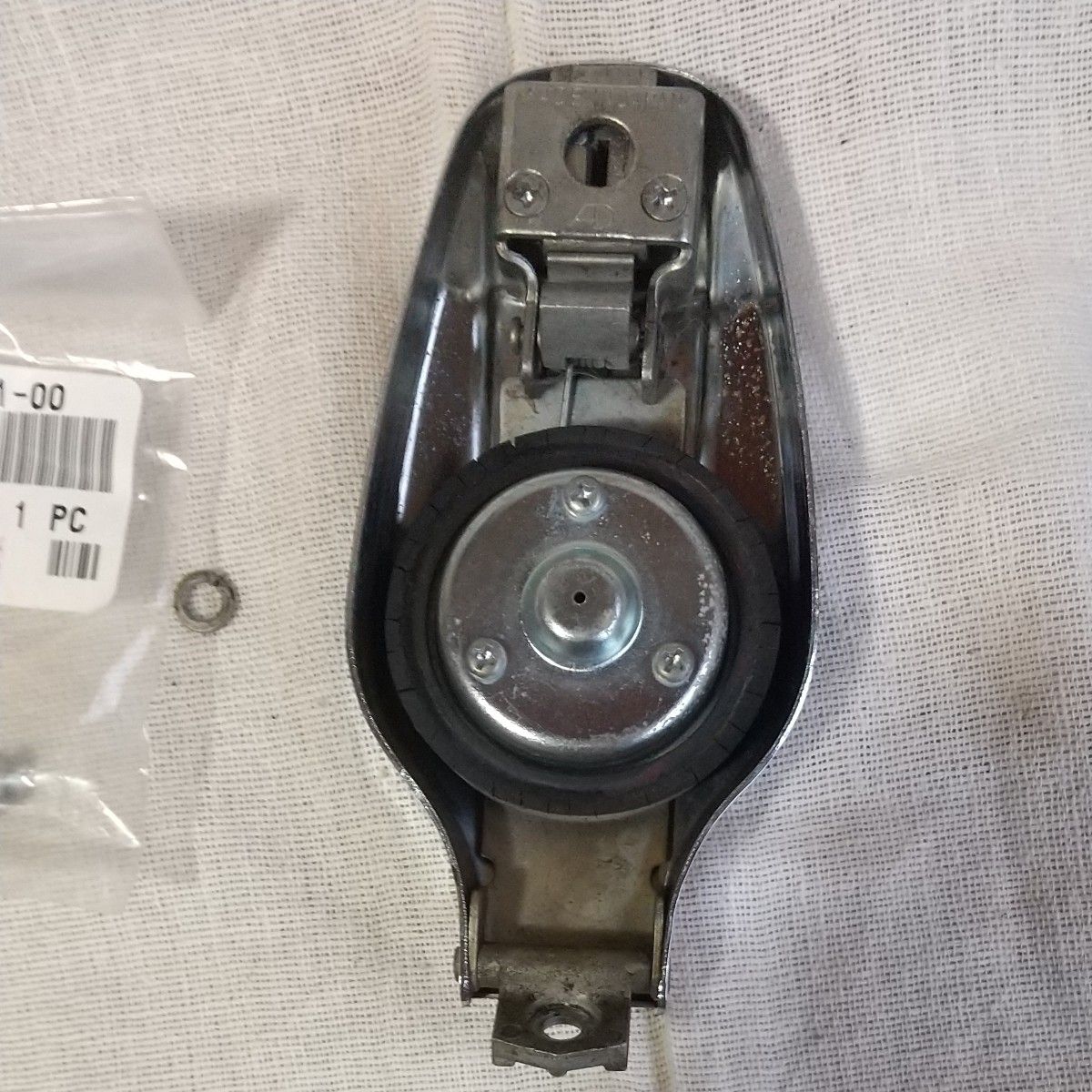 美品 ヤマハ SR400 初期型 純正 タンクキャップ ナロータンク｜Yahoo