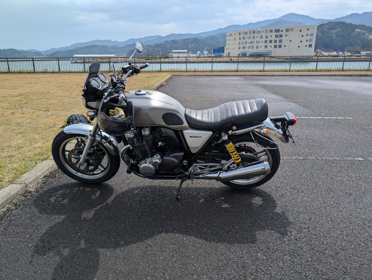 ホンダ CB1100(SC65) 純正 ガソリンタンク ヘアライン仕上げ シルバー