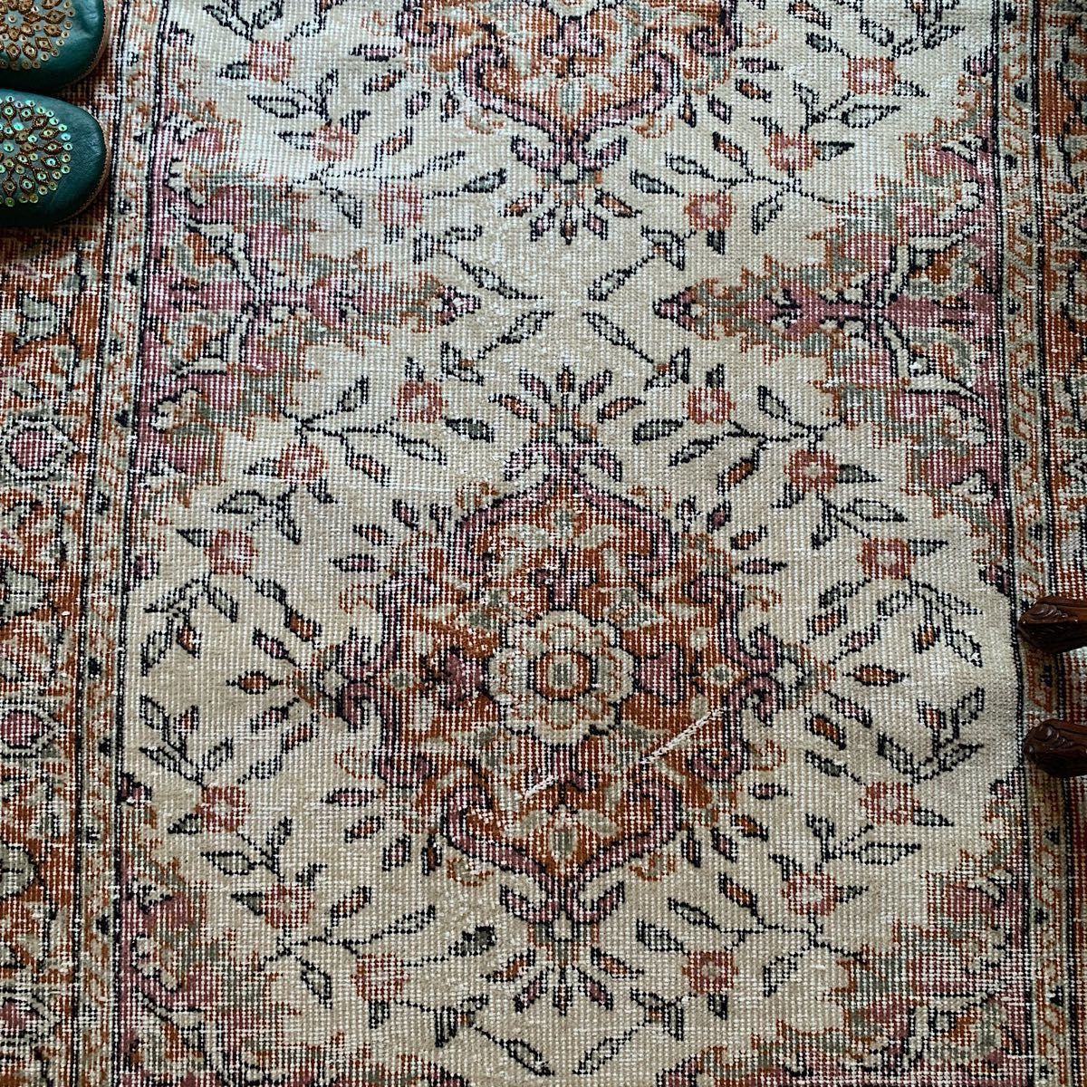 48×102 深みある赤茶色×グレイ メダリオン トルコヴィンテージラグ 49.5×98