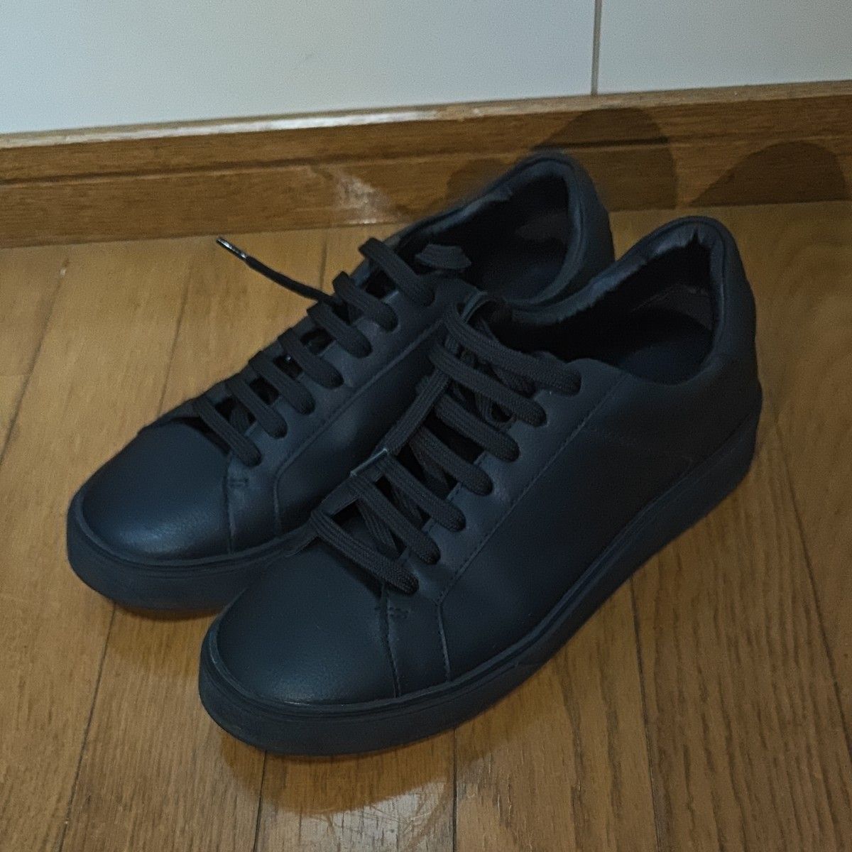 ZARA ボリュームソール シングルカラースニーカー 26 5｜Yahoo!フリマ