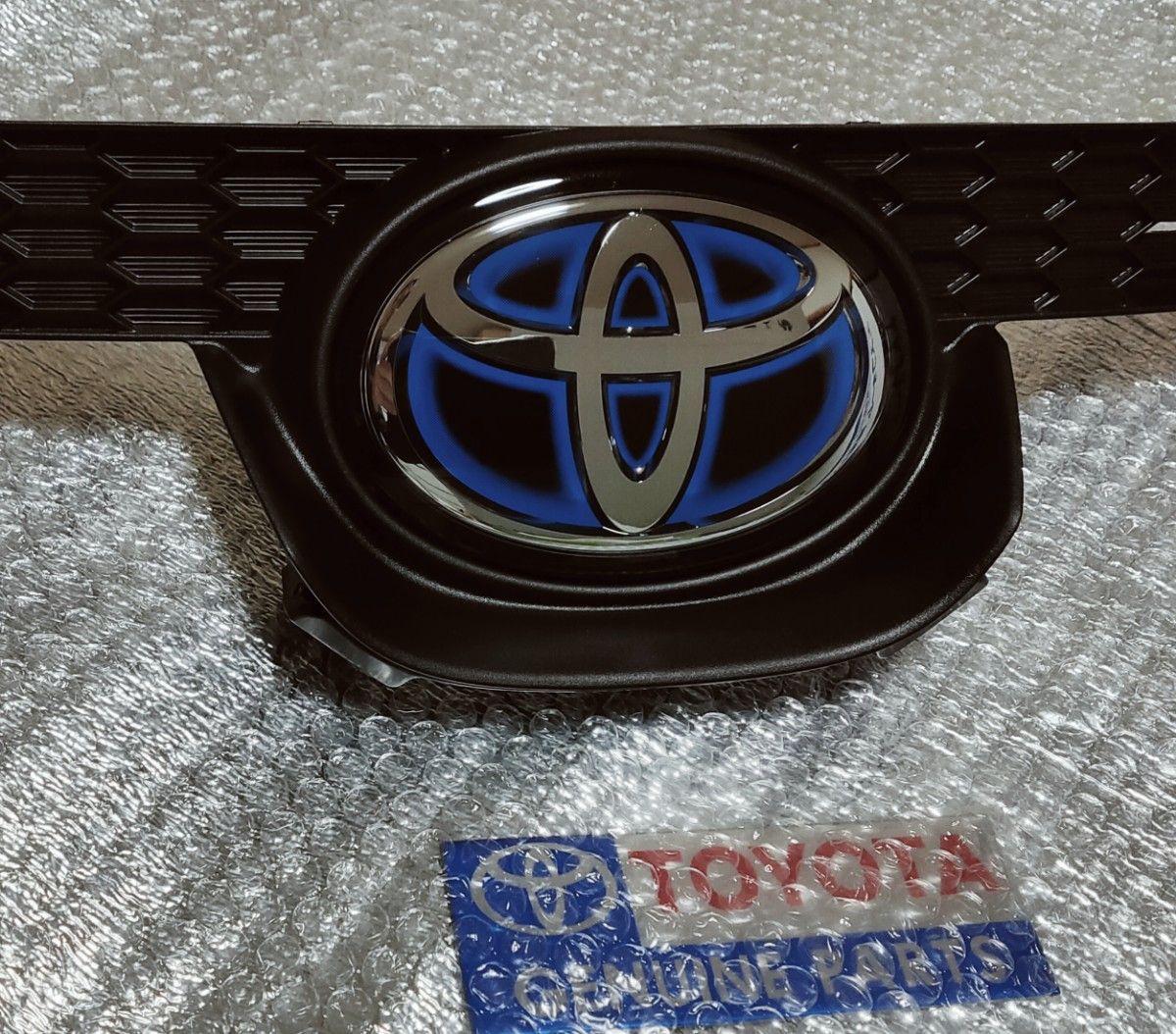 カローラツーリング エンブレム フロントグリルセット 北米仕様 トヨタ