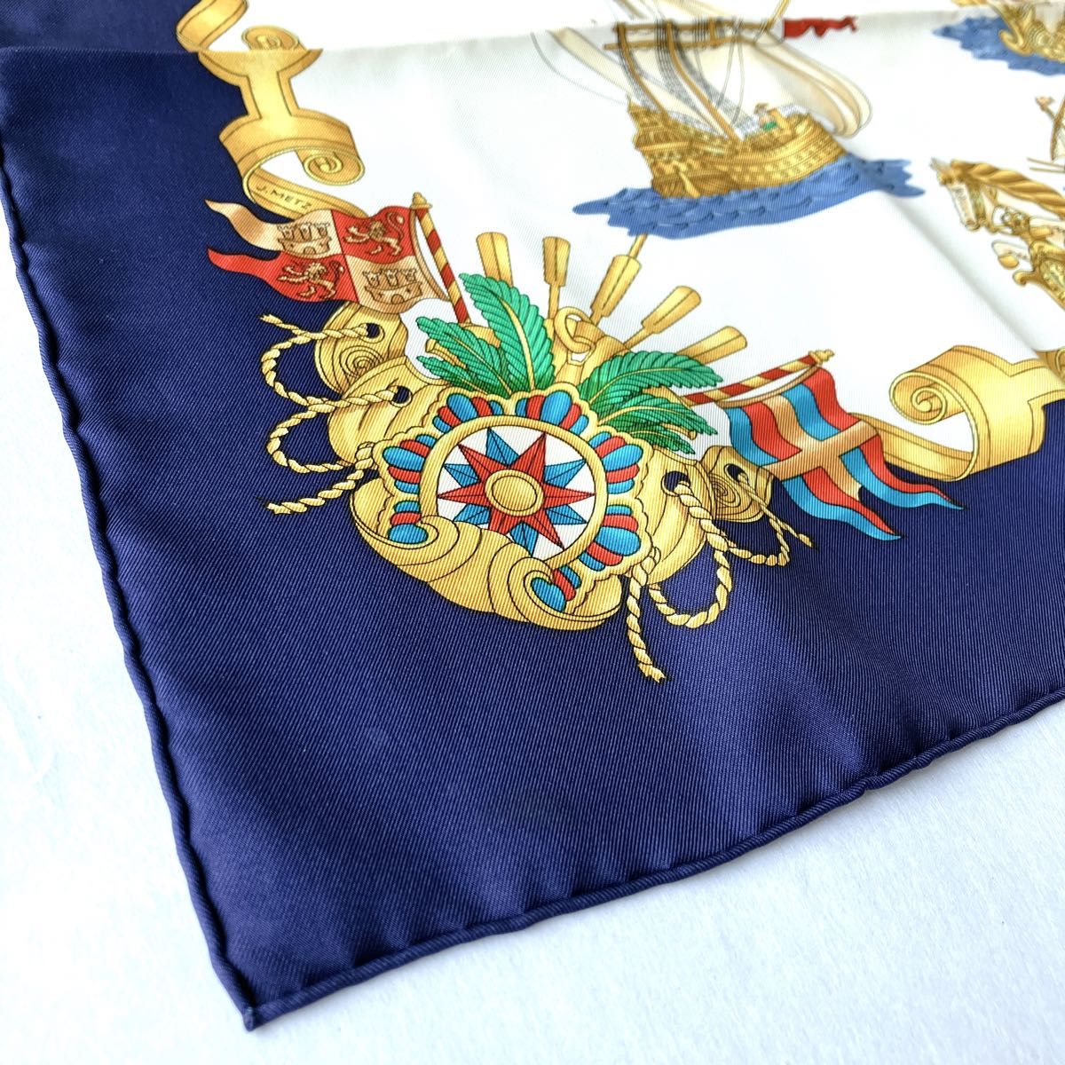 HERMES/エルメス カレ90 VOILES DE LUMIERE 光の帆船 シルク スカーフ