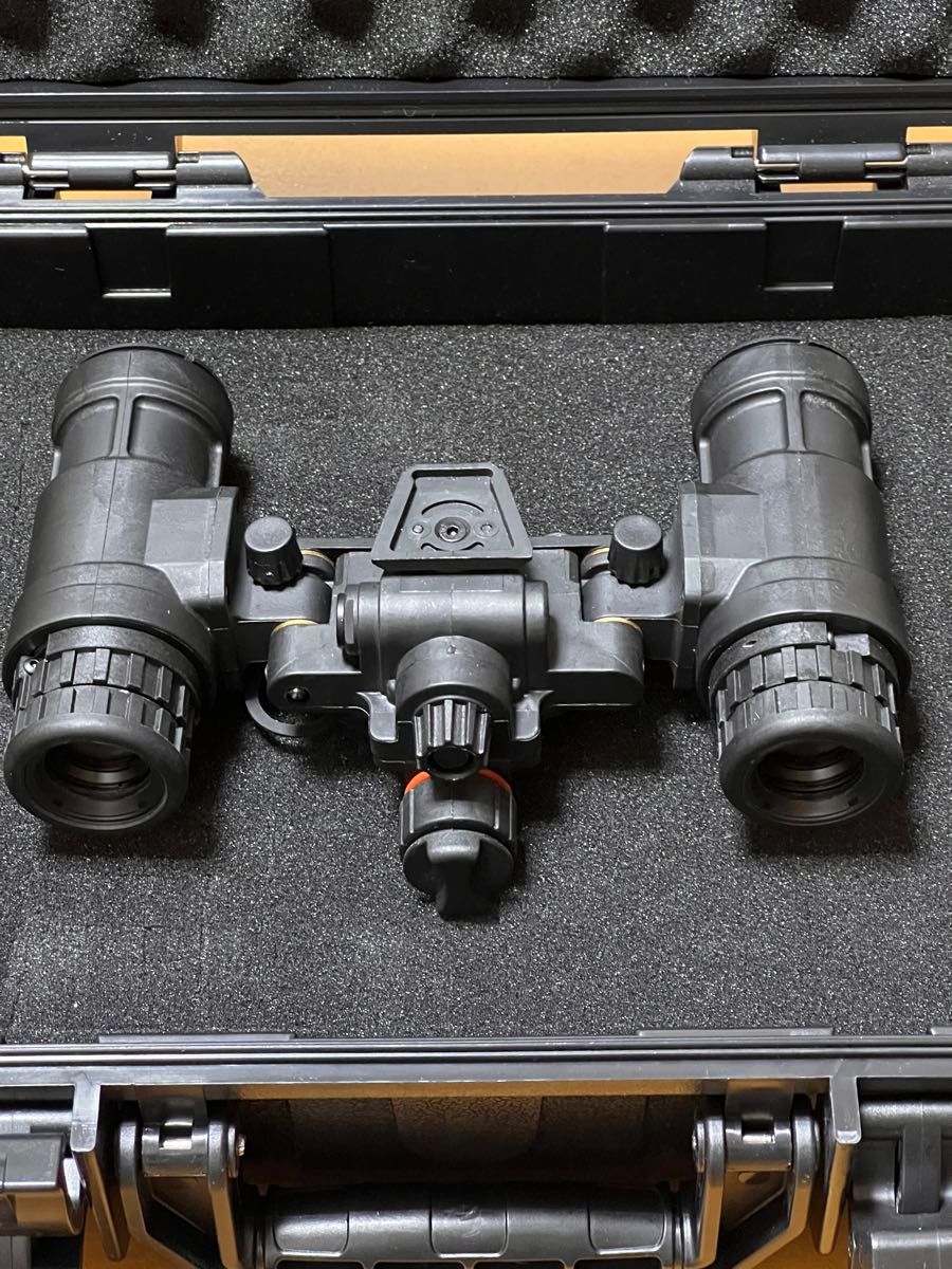 PVS-31 デジタルナイトビジョン 実動 IR 四角画面タイプ PVS-31