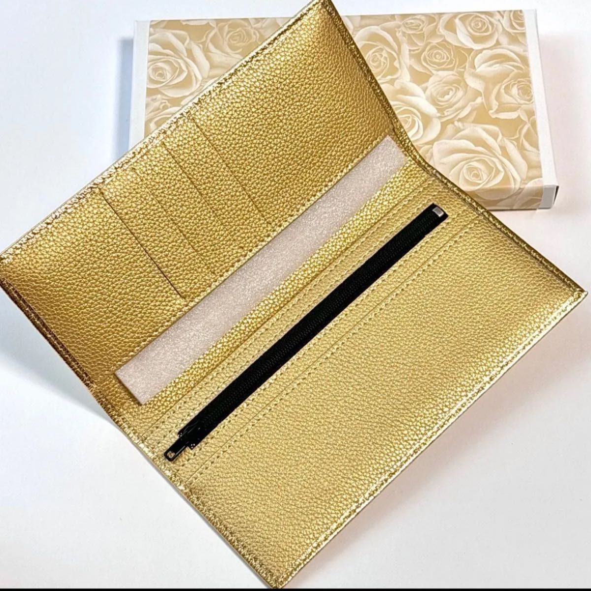 皇居の長財布•ゴールド•本革•新品未使用 新品・未使用】皇居 限定 長