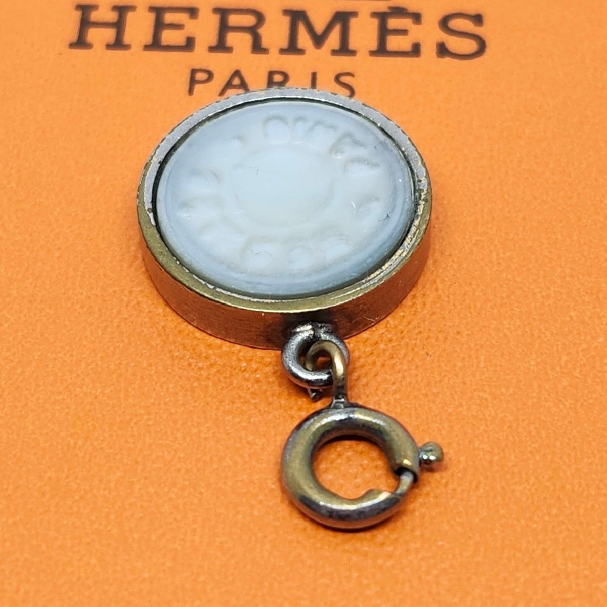 HERMES エルメス セリエ コイン シェル ネックレス トップ 貝 ホワイト
