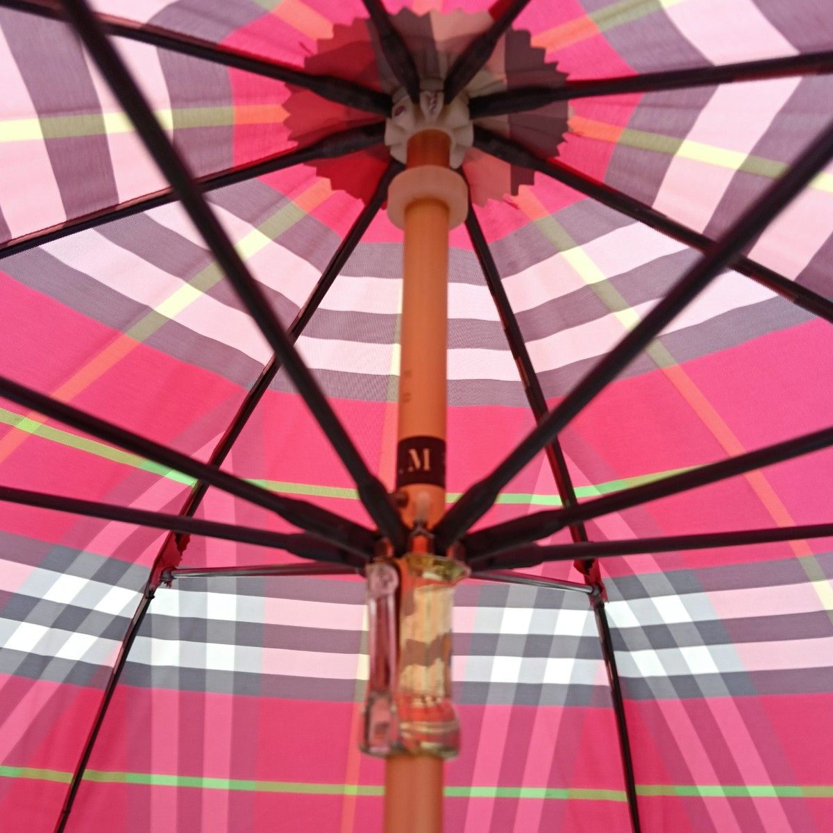希少 BURBERRY バーバリー 雨傘 長傘 ノバチェック サーモンピンク