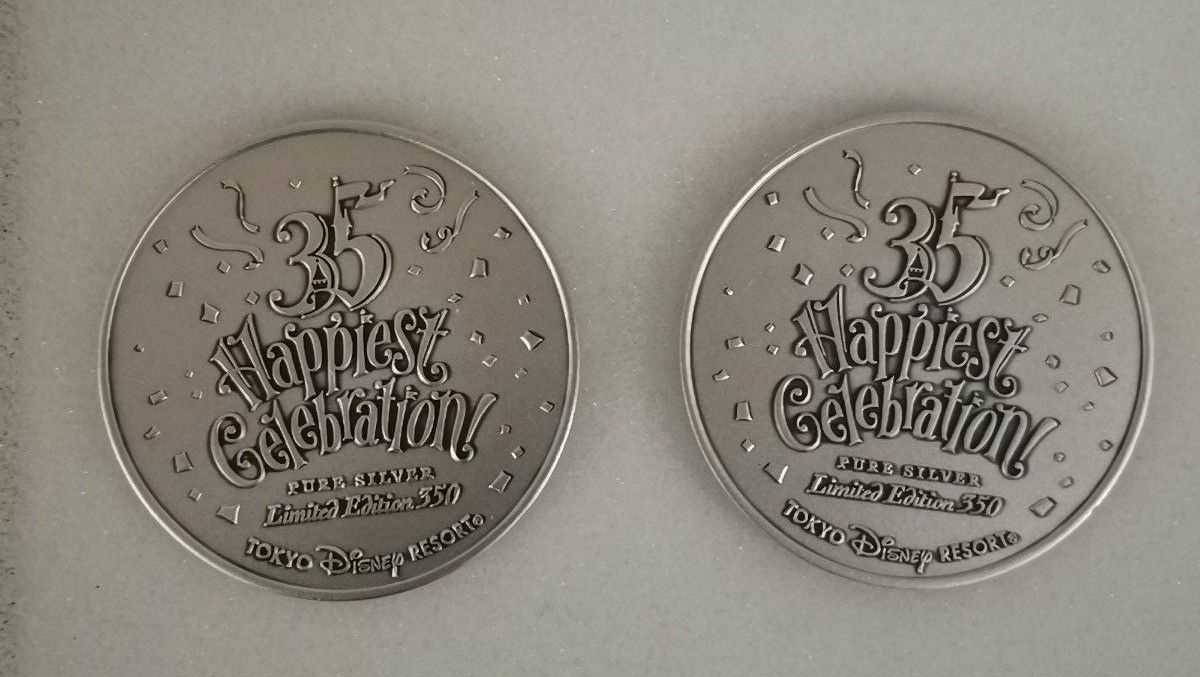 東京ディズニーリゾート35周年記念 限定版 純銀メダル 2枚セット PURE