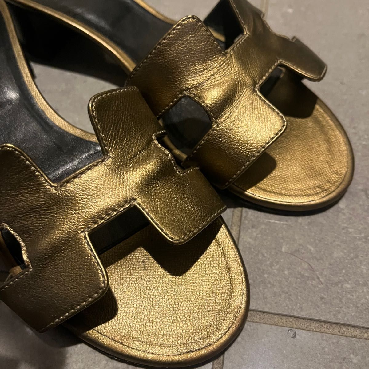 HERMES エルメス オラン36.5 ゴールド