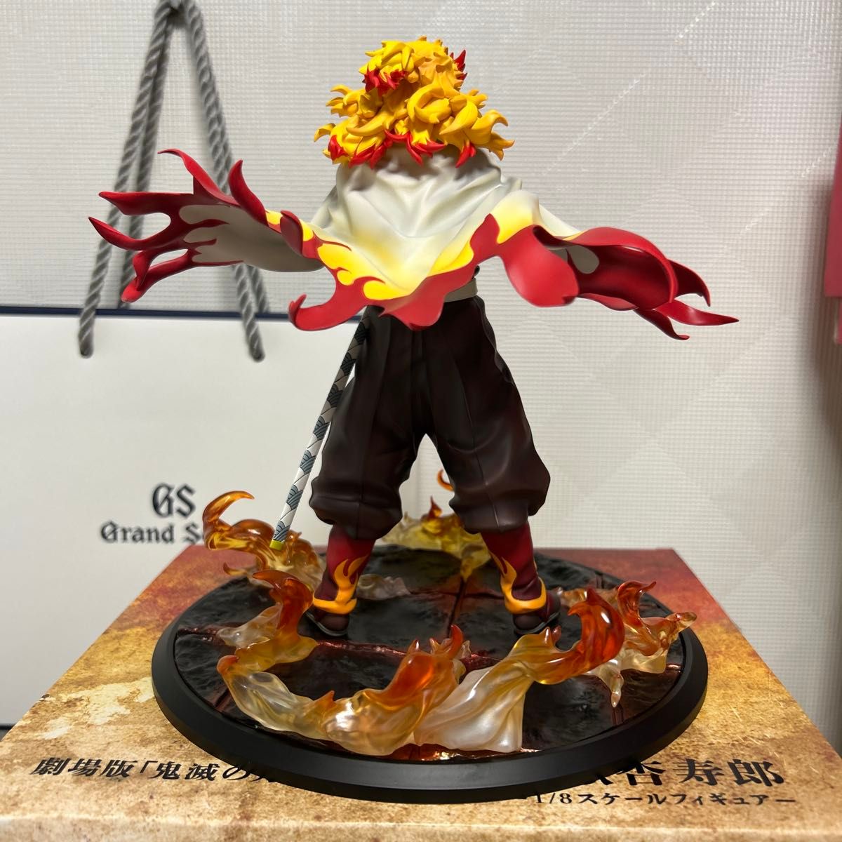 劇場版 鬼滅の刃 無限列車編 煉獄杏寿郎 1/8スケールフィギュア