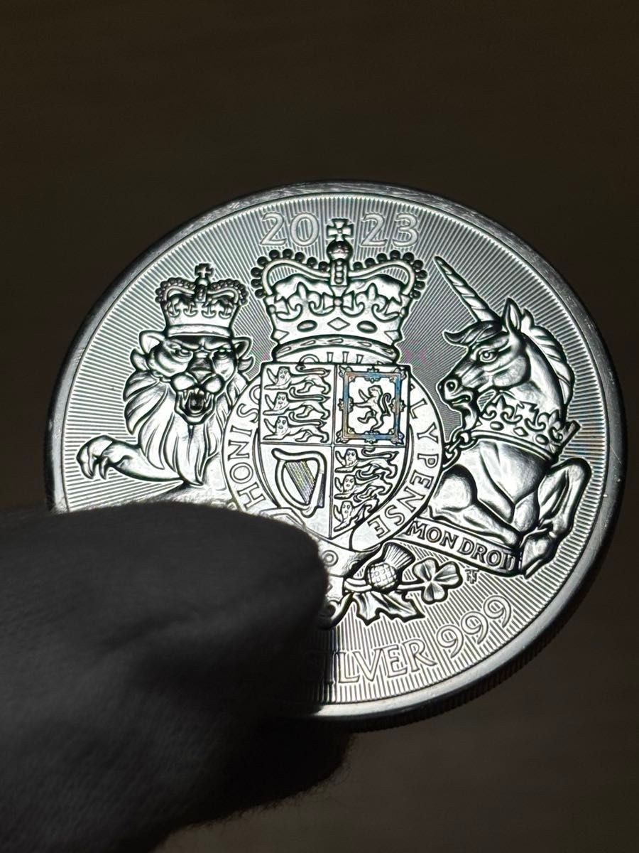 イギリス 2023年 ロイヤルアームズ王室紋章 1オンス銀貨クリアケース付