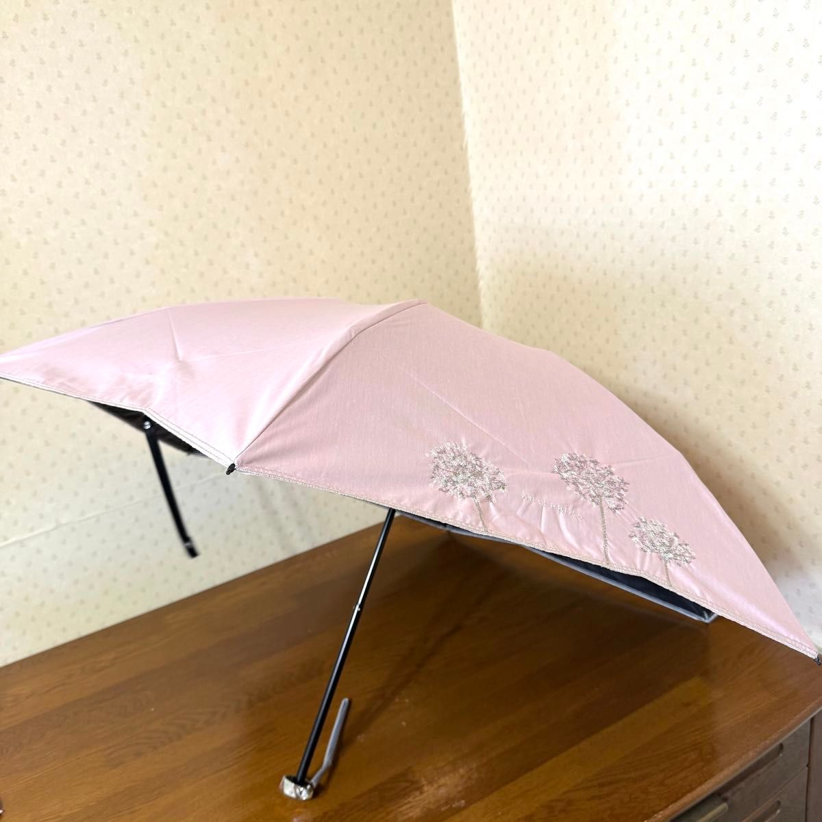 新品タグ付き アンテプリマ 晴雨兼用パラソル 折りたたみ日傘 1級遮光