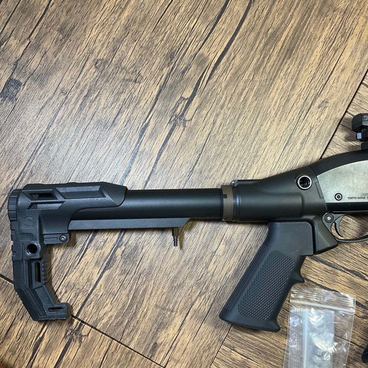 東京マルイ M870ブリーチャー 外部ソースレギュレーター・ホースは含ま