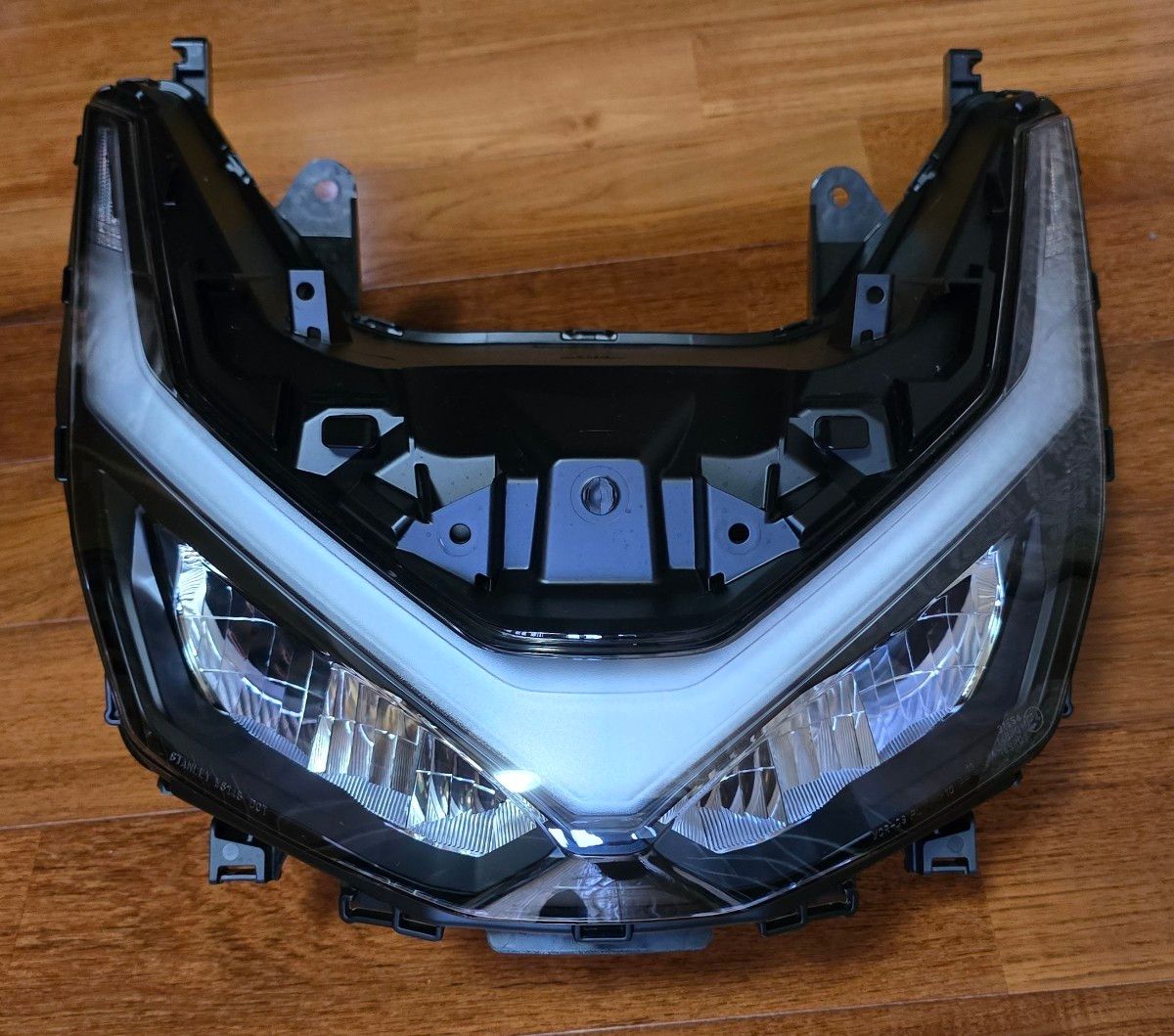 ホンダ 2025年 PCX 8BJ-JK05 純正ヘッドライト 傷あり美品｜Yahoo