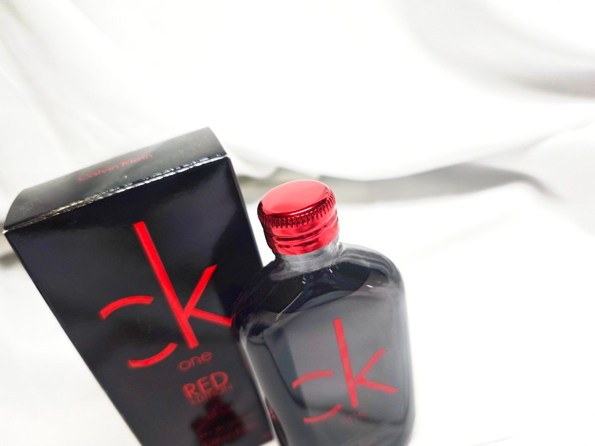 100ml【未使用】Calvin Klein カルバンクライン シーケーワン RED