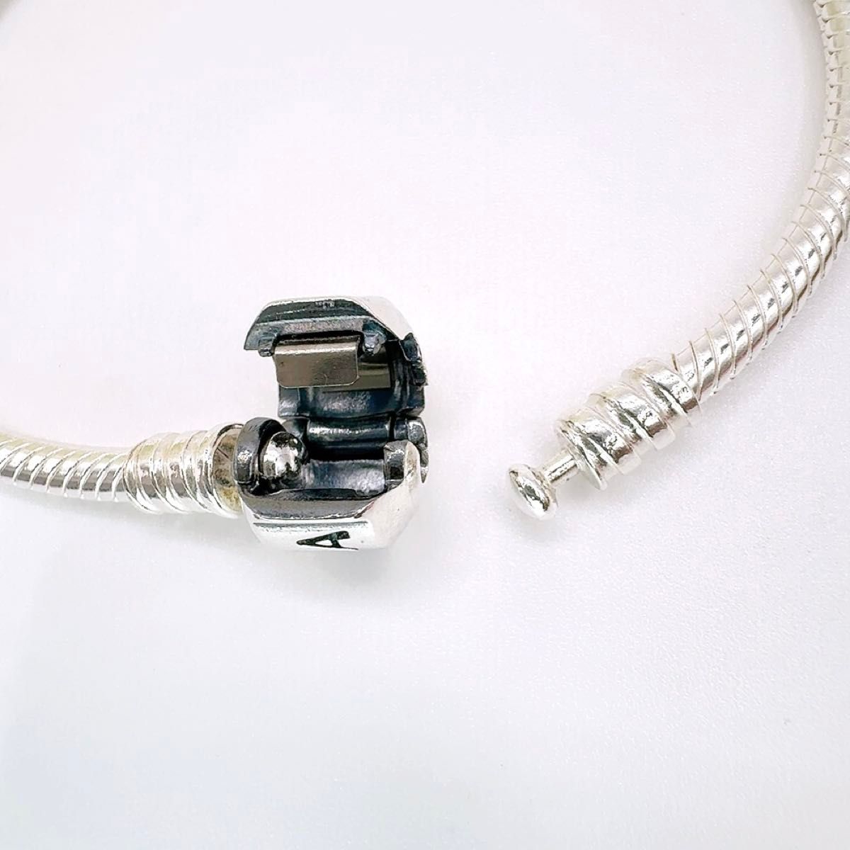 未使用級】PANDORA Pandora パンドラ チャーム ブレスレット 17cm