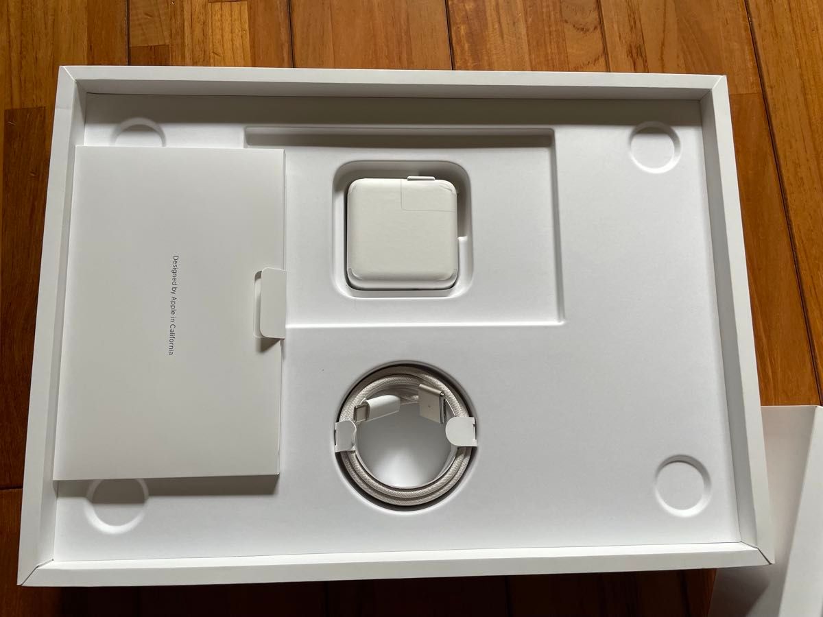 MacBook Air m3 8GB 256GB JIS バッテリー最大容量100%｜Yahoo!フリマ