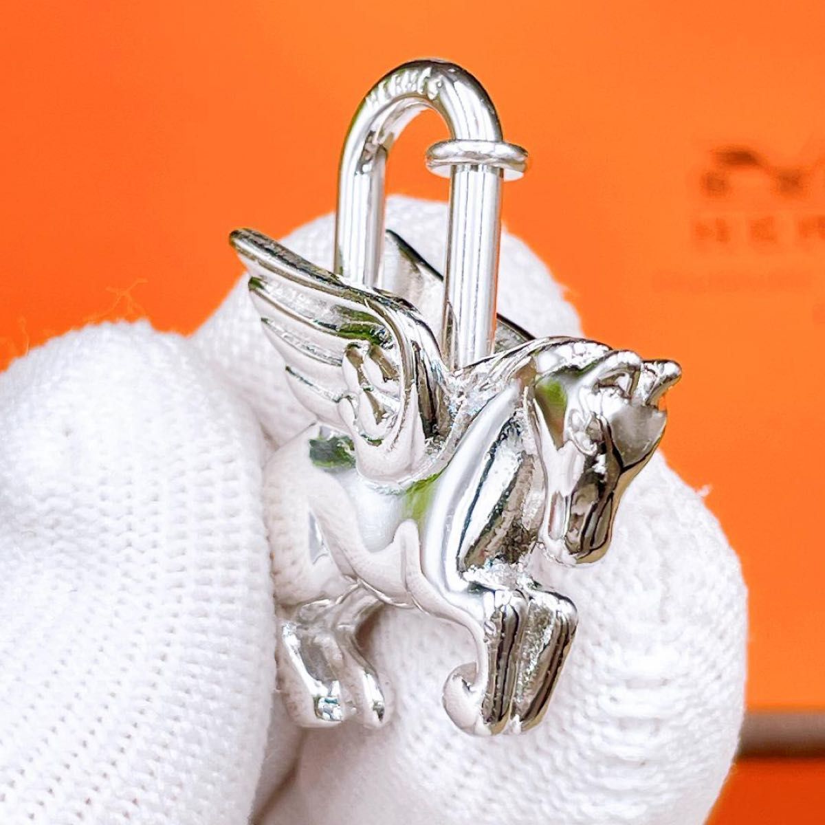エルメス 新品仕上済 HERMES カデナ ペガサス シルバー バッグ
