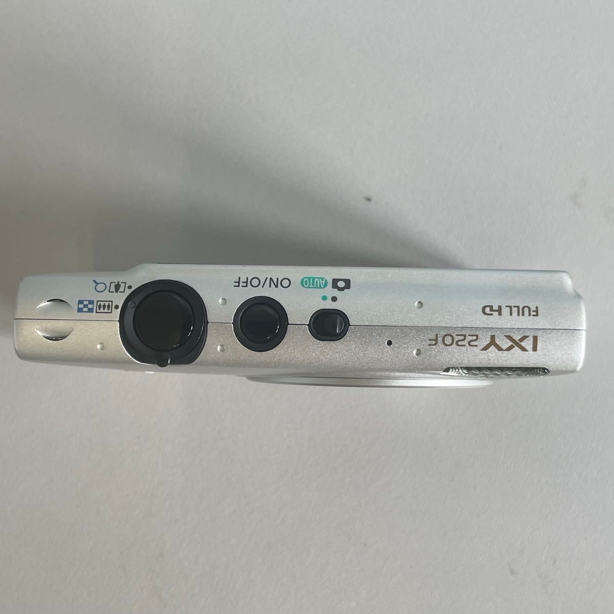 Canon IXY 220F キャノン コンパクトデジタルカメラ オールドコンデジ