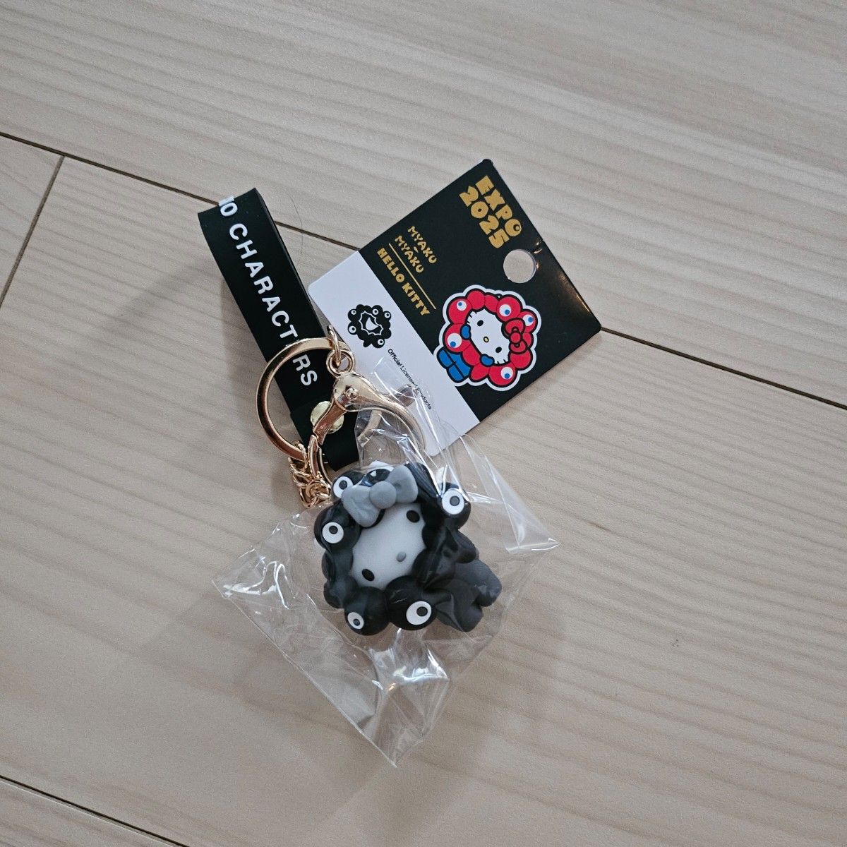 黒ミャクミャク 黒キティちゃん キーホルダー 大阪関西万博 EXPO 2025