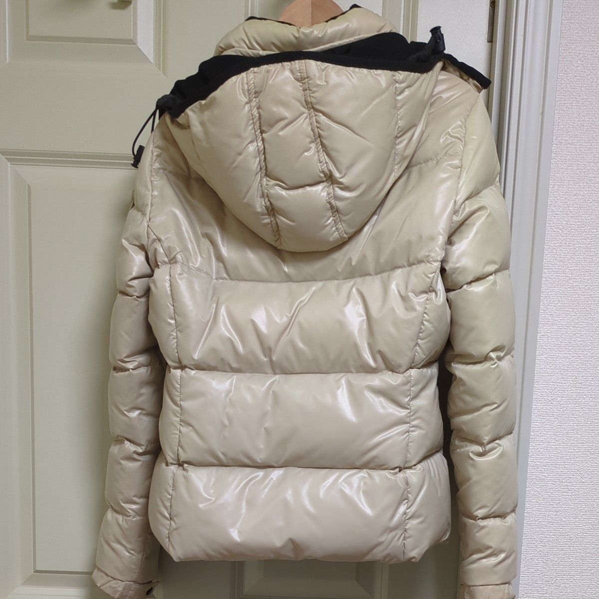 MONCLER モンクレール ダウンジャケット フード付き ベージュ｜Yahoo