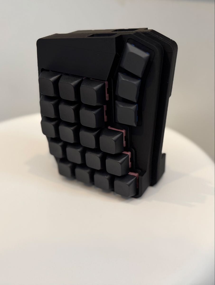 新品】keyball39 ケースマウント構造 黒仕様 プロトタイプ4号 OLEDなし