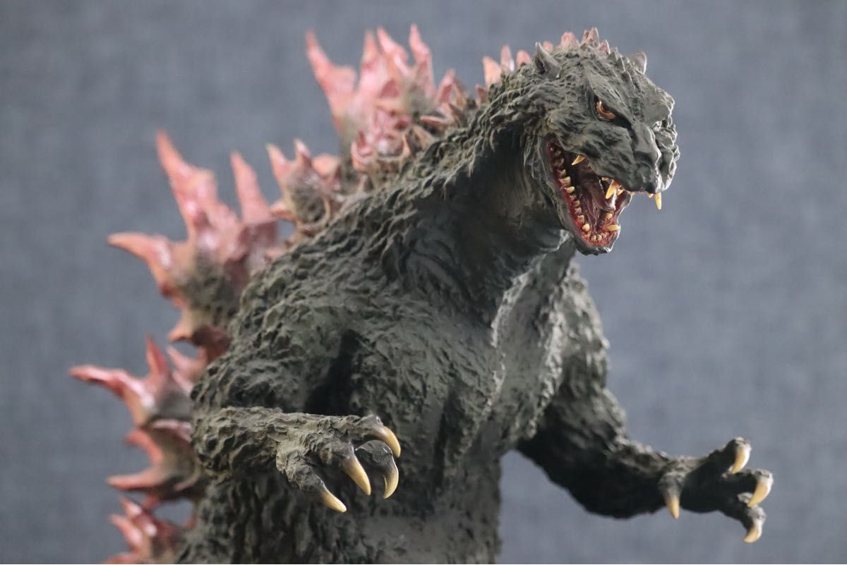 リアルマスターコレクション ゴジラ2000 ミレニアム ひな形レプリカ