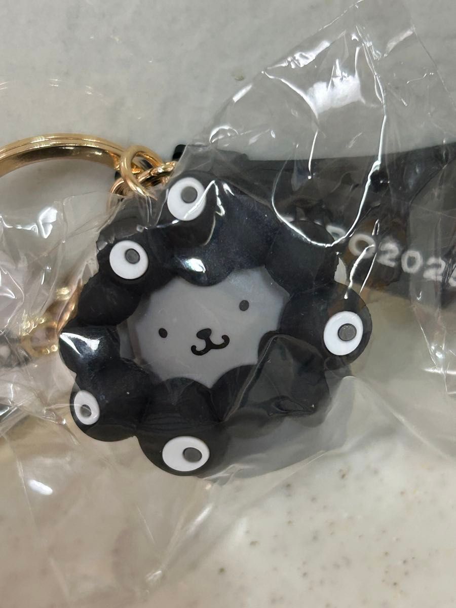 限定 サンリオ コラボ 黒ミャクミャク ポムポムプリン キーホルダー