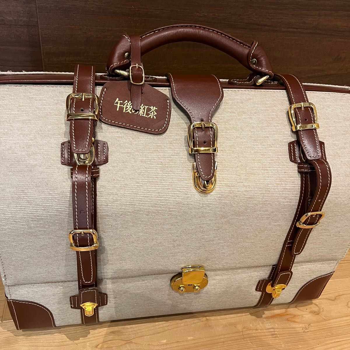 当選品 午後の紅茶 コイズミ トランク｜Yahoo!フリマ（旧PayPayフリマ）