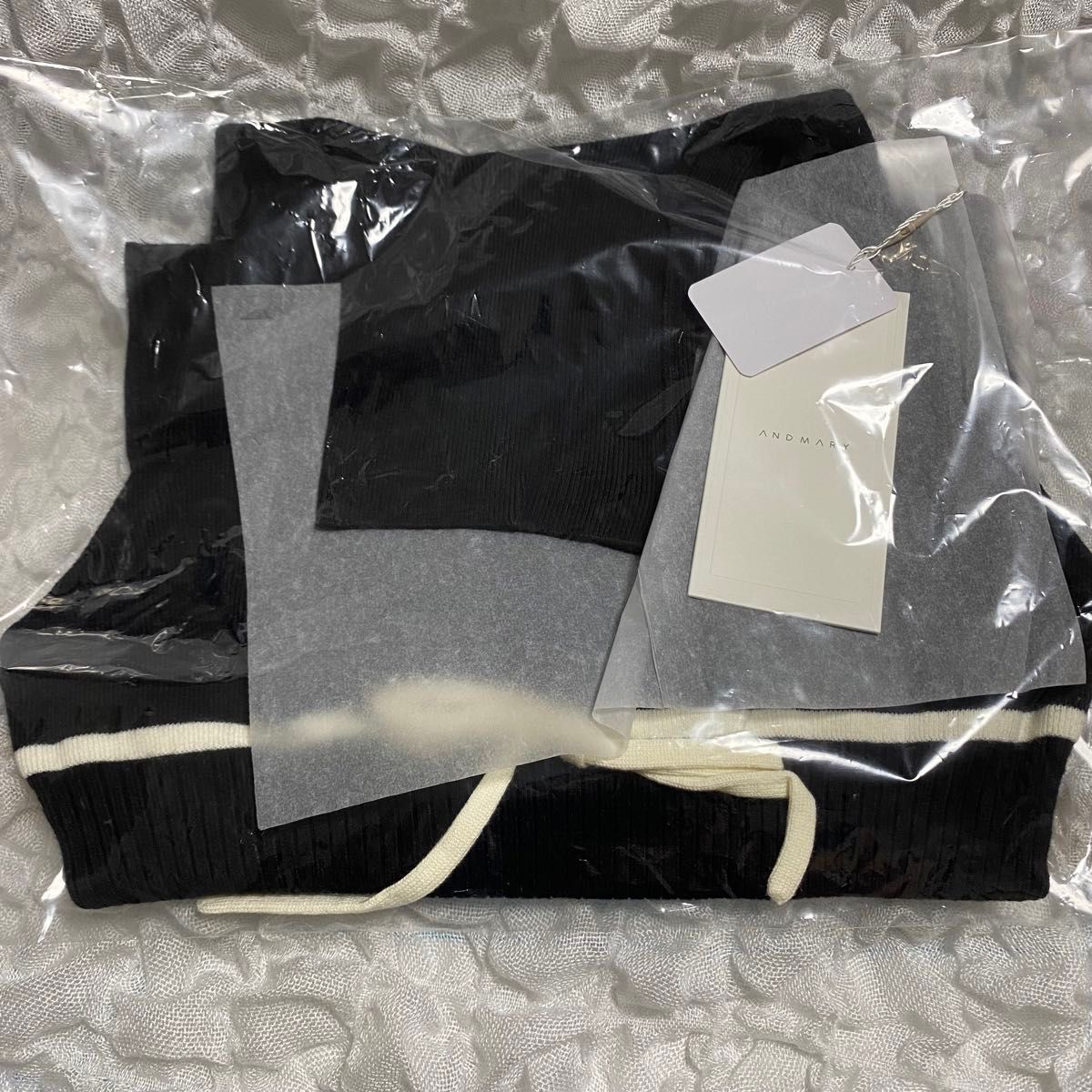 TOPS andmary Adele ribbon tank black – ページ 2