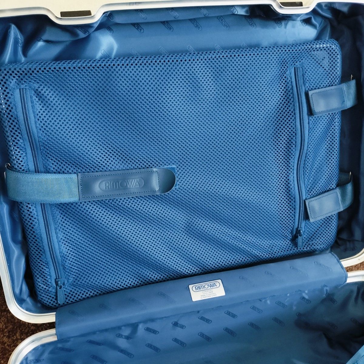 希少✨廃盤青ロゴ リモワ トパーズ 32L 機内持ち込み 2輪 シルバー
