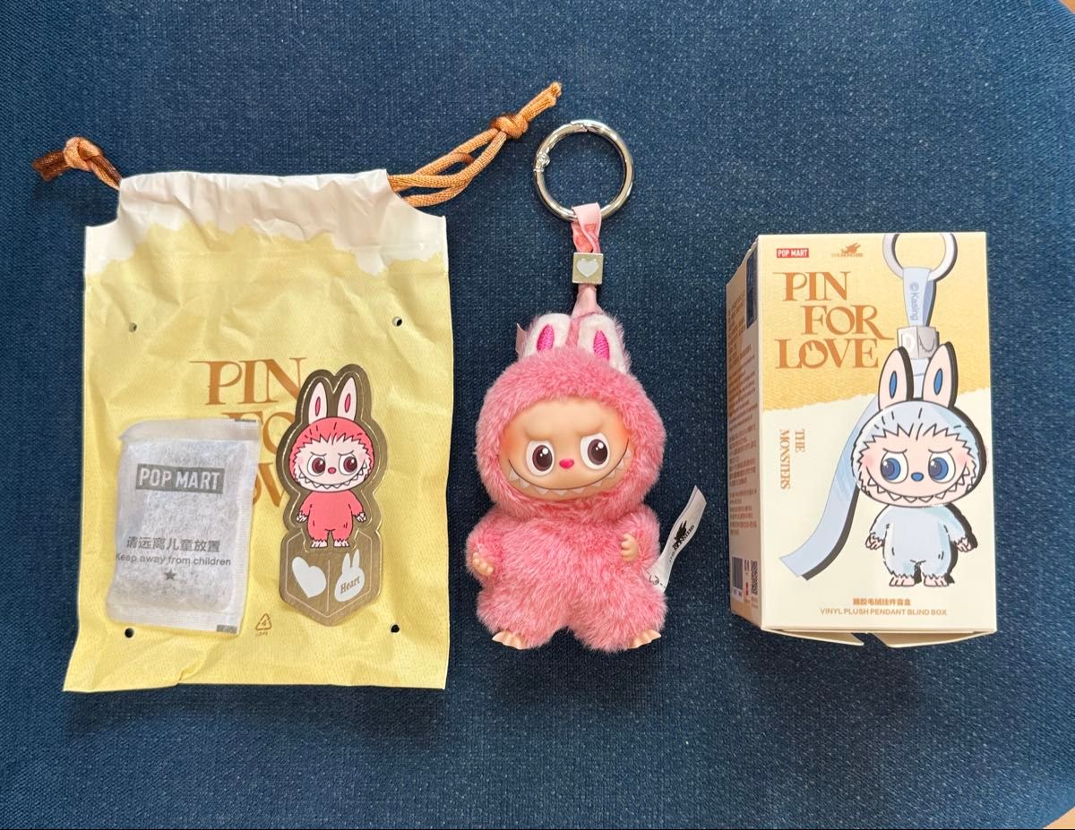POP MART THE MONSTERS LABUBU ラブブ PIN FOR LOVE アルファベット