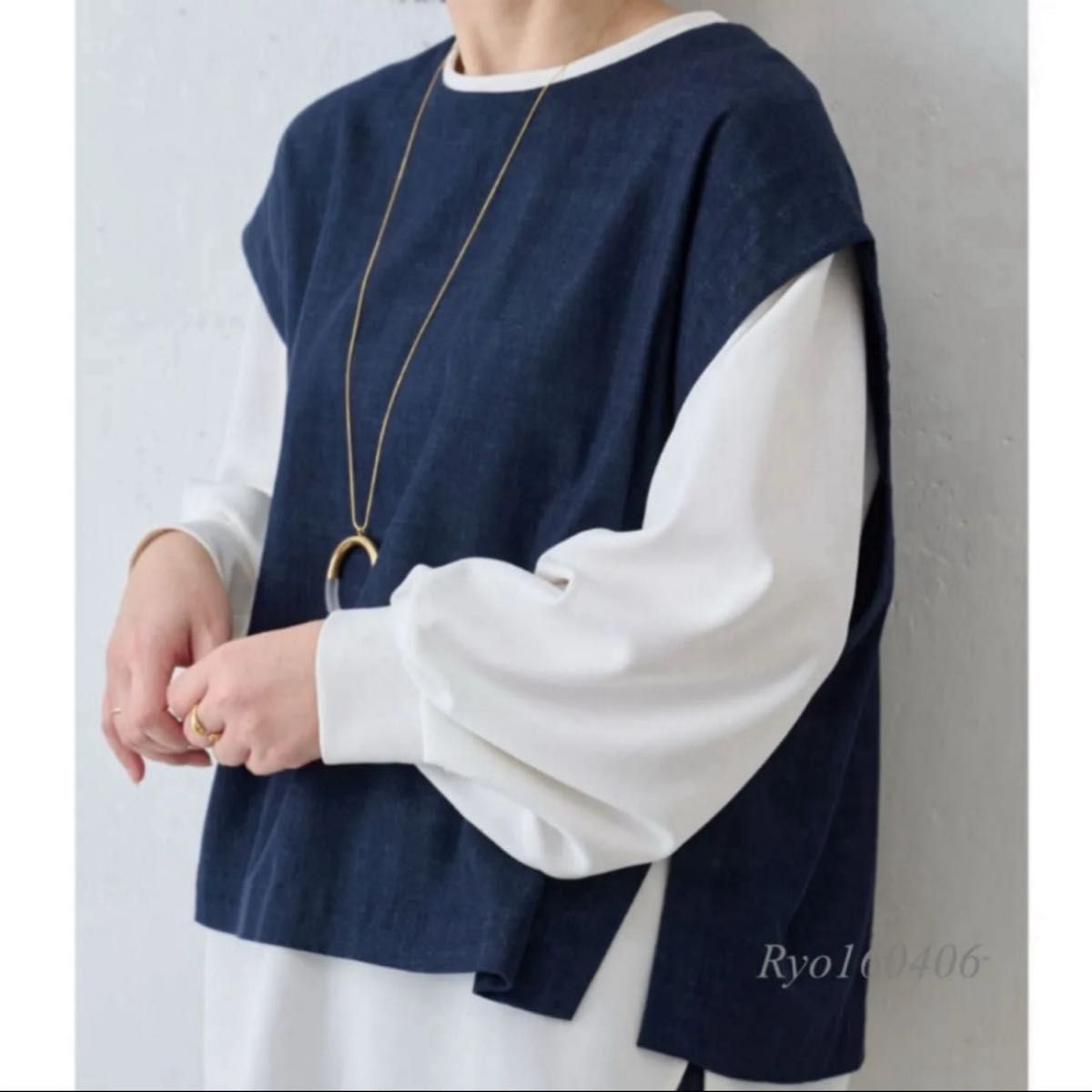 定番 タグ付き新品 BEARDSLEY ビアズリー Tブラウス／0／S〜M