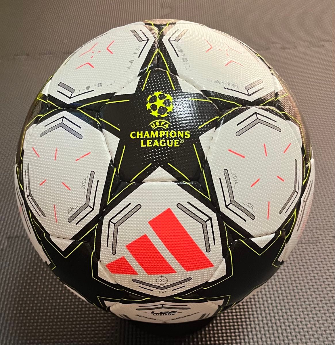 即決価格! チャンピオンズリーグ公式球 2024-2025 アディダス UEFA