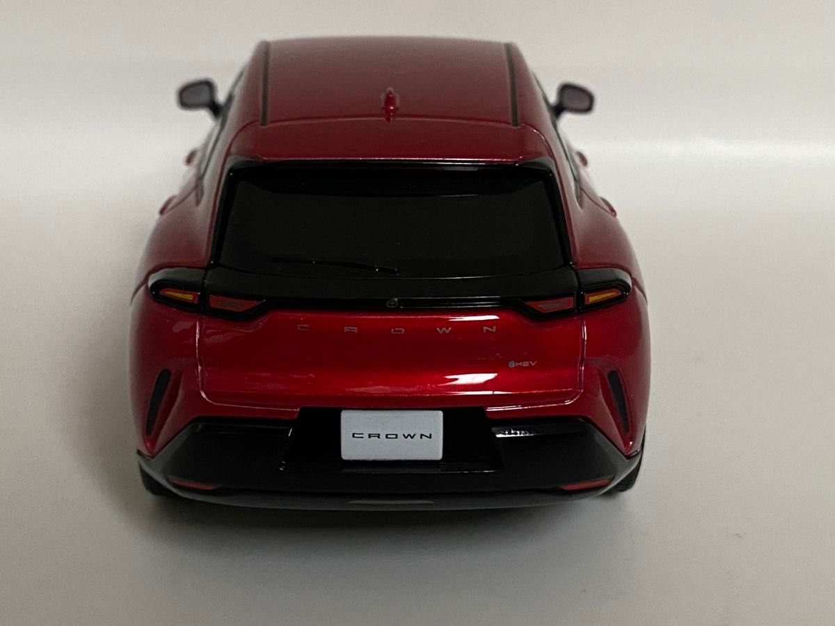 ミニカー 1/30 トヨタ クラウンスポーツ SUV カラーサンプル モデル