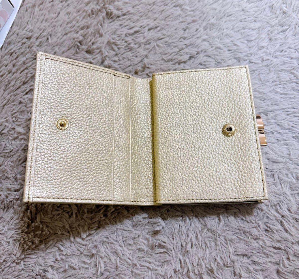 皇居限定 本革 財布 シャンパンゴールド がま口財布 ゴールド