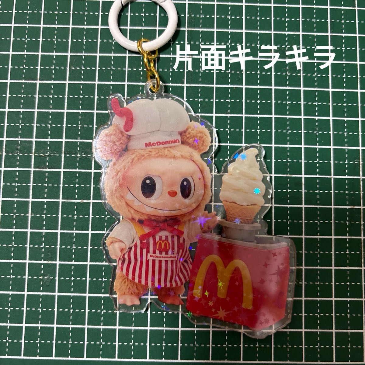 ラブブ キーホルダー アクリルキーホルダー 8センチ｜Yahoo!フリマ（旧