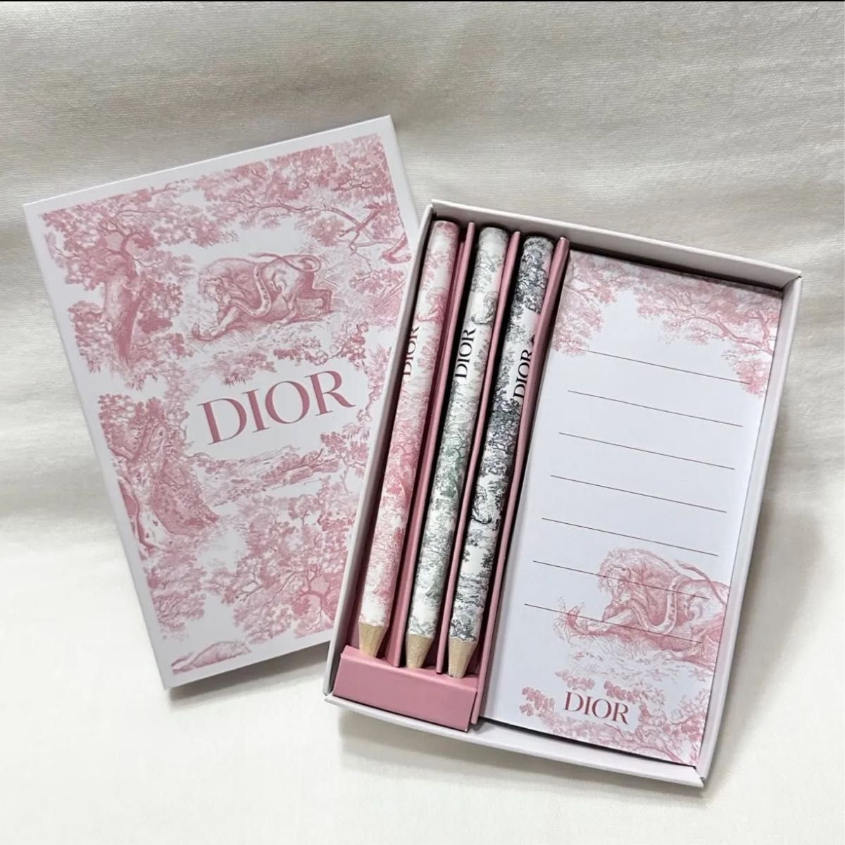 Christian Dior ディオール ノベルティ 色えんぴつ メモ帳 鉛筆 新品未