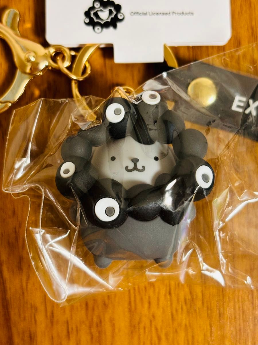 ラスト 大阪関西 万博 ミャクミャク ポムポムプリン モノクロ 黒