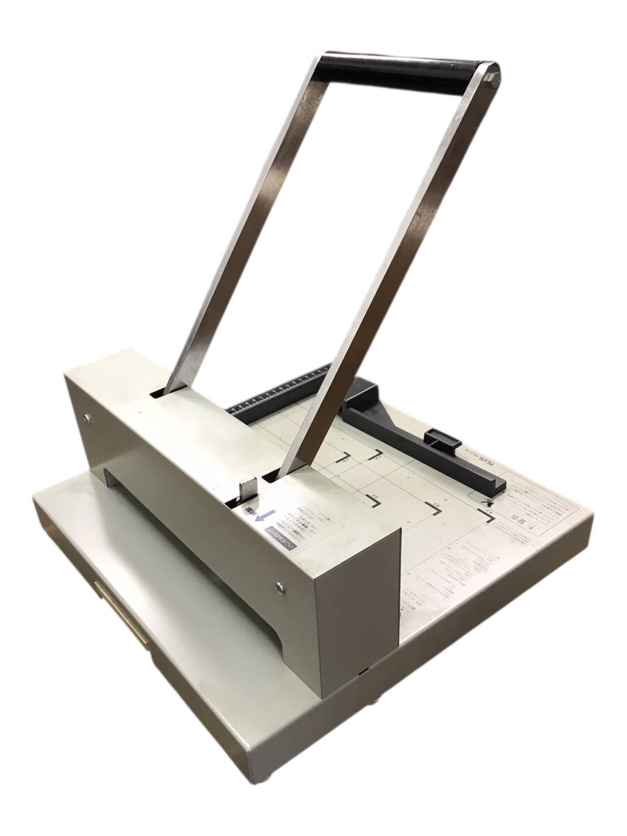 概ね美品】プラス 業務用裁断機 PK-513L 裁断幅A4タテ ホワイト プラス