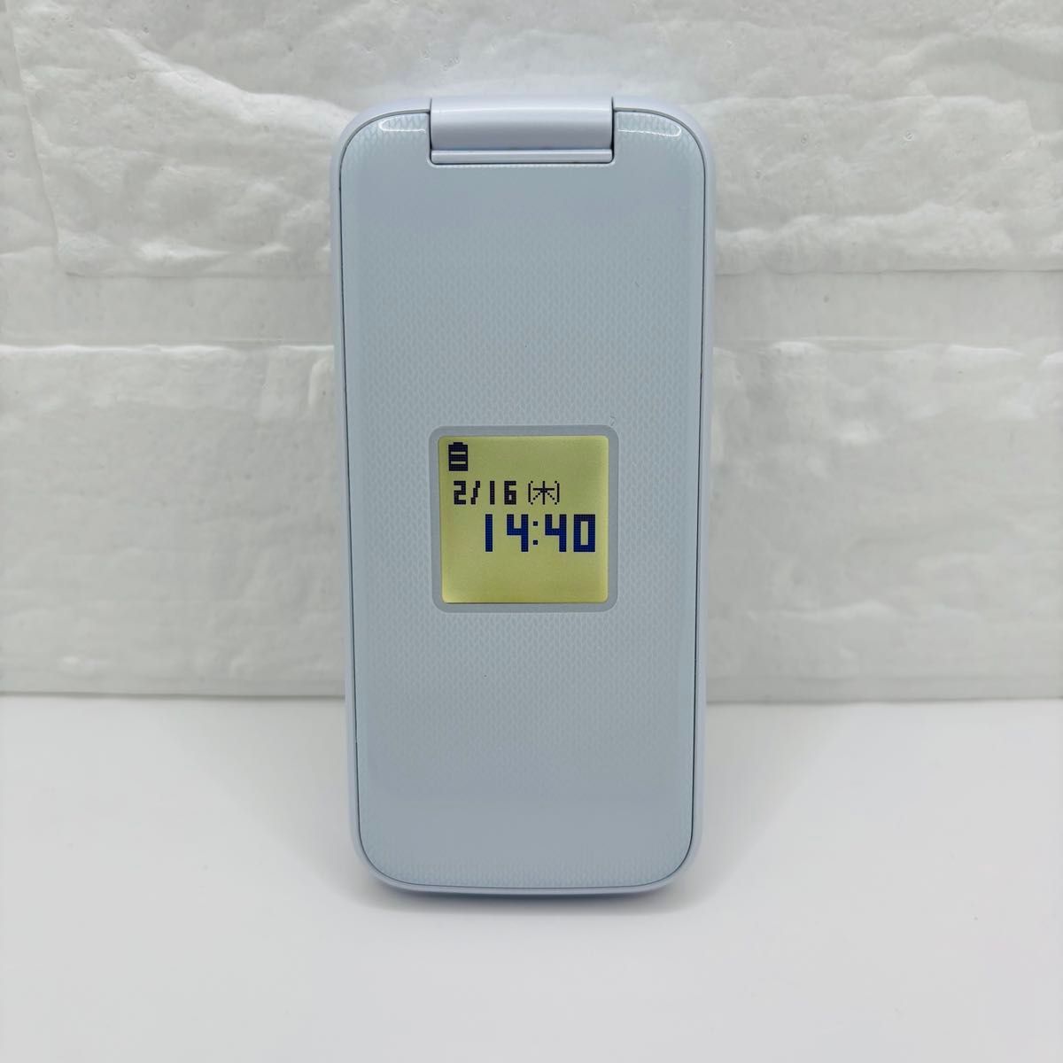 らくらくホン F-01M ドコモ ガラケー ホワイト 卓上ホルダ｜Yahoo