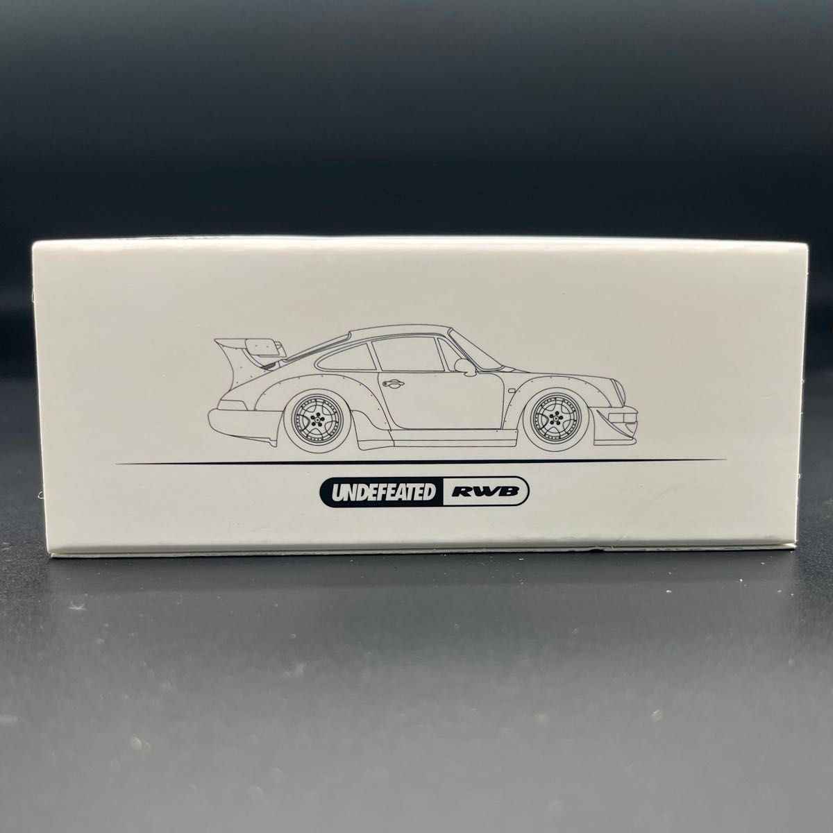 inno64 1/64 RWB DPLS UNDEFEATED ポルシェ 911 ホワイト モデルカー