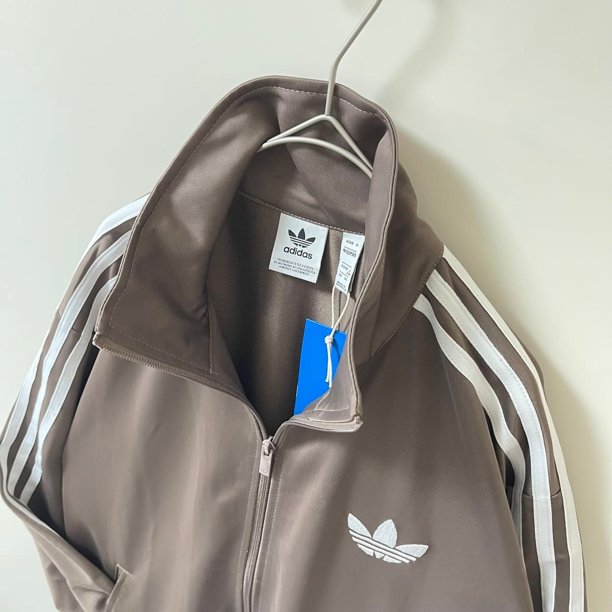 新品S】スナイデル×アディダス コラボ トラックジャケットトップ 茶
