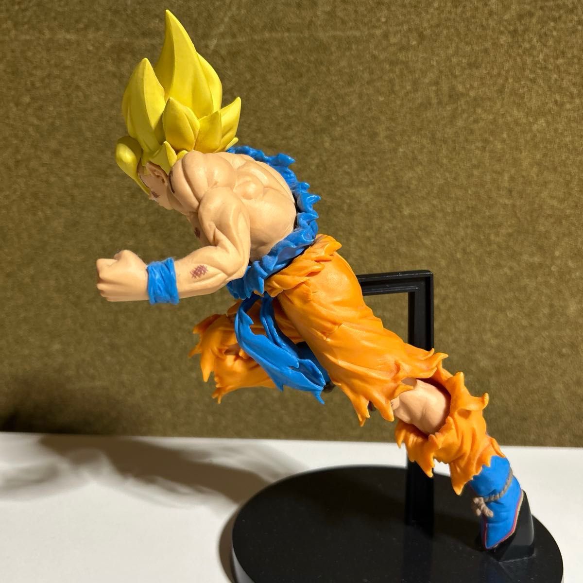 ジャンプ50周年アニバーサリー ドラゴンボールZ 孫悟空 スーパーサイヤ