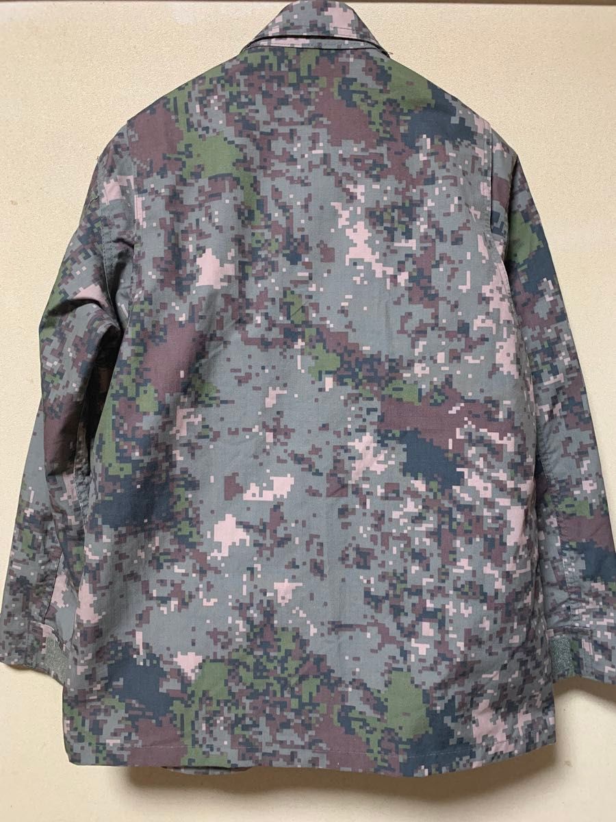 未使用 / 非売品】韓国軍 陸軍 デジカモ 迷彩服 花神 K-pop 韓国 実物
