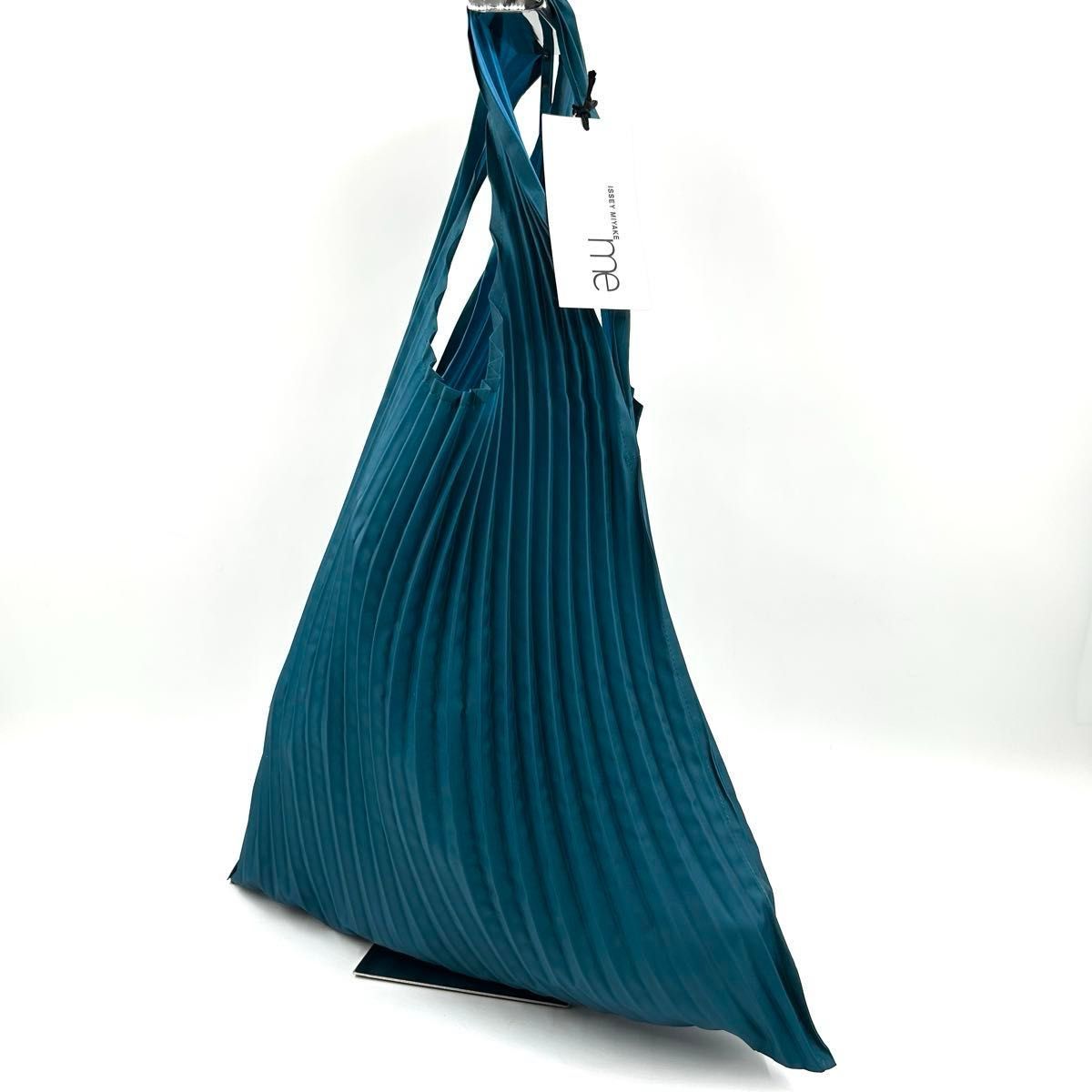 未使用保管品 ISSEY MIYAKE ME 461 イッセイミヤケ プリーツバッグ